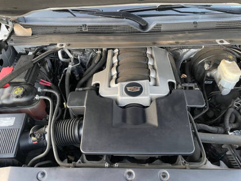 2016 Cadillac Escalade Luxury Collection