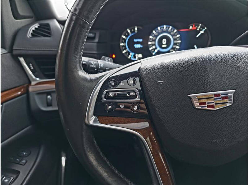 2016 Cadillac Escalade ESV Luxury Collection