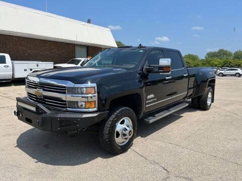 2015 Chevrolet Silverado 3500HD for sale at Auto Mall of Springfield in Springfield IL