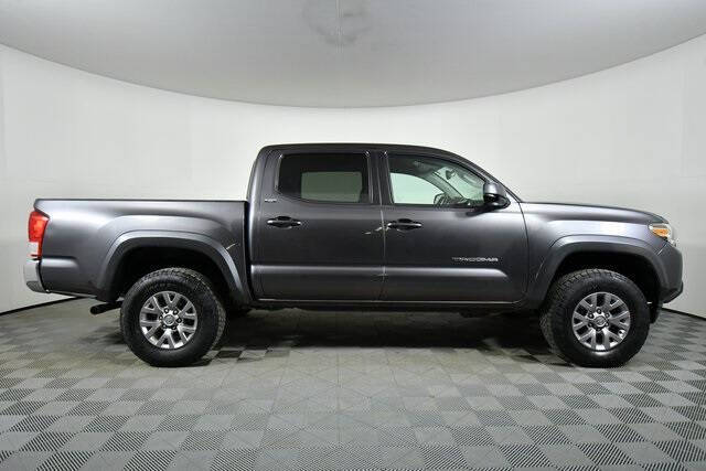 2017 Toyota Tacoma SR5 V6