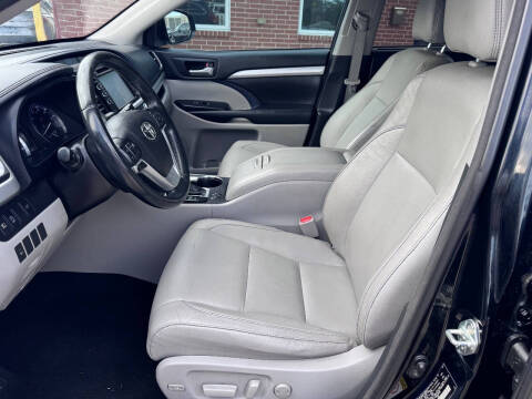 2017 Toyota Highlander XLE