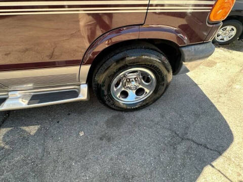 2003 Dodge Ram Van 1500