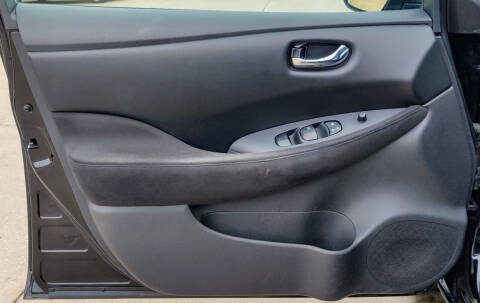 2016 Nissan LEAF S-24