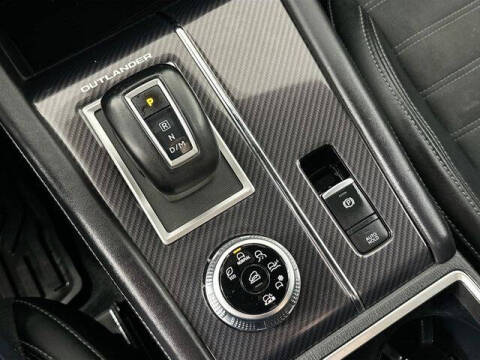 2024 Mitsubishi Outlander SE Black Edition