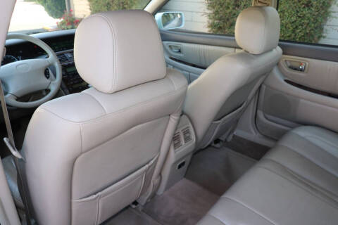 2001 Toyota Avalon XLS