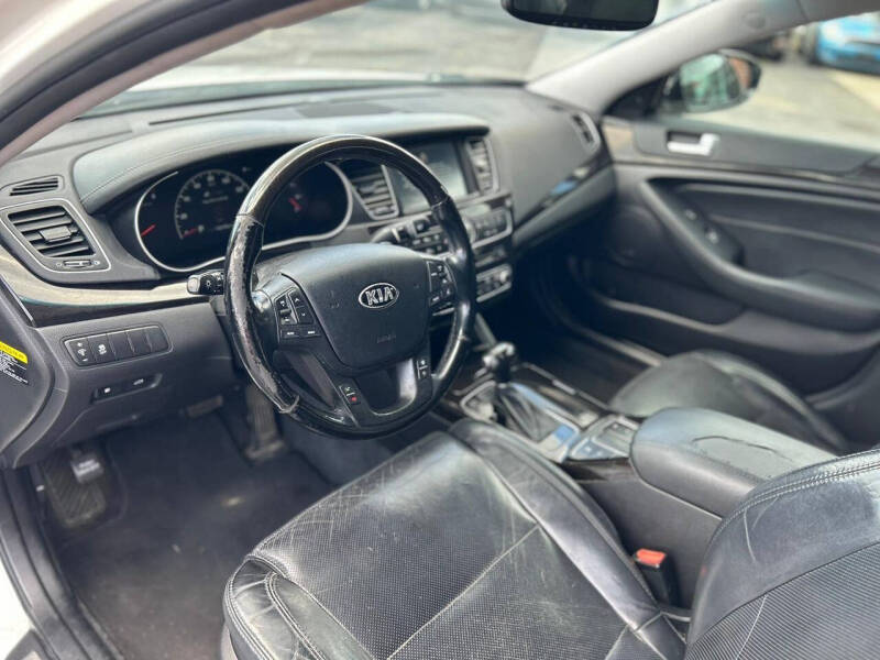 2014 Kia Cadenza Premium