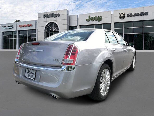 2014 Chrysler 300 C