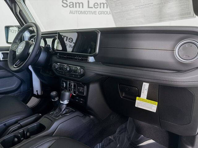 2025 Jeep Gladiator High Tide