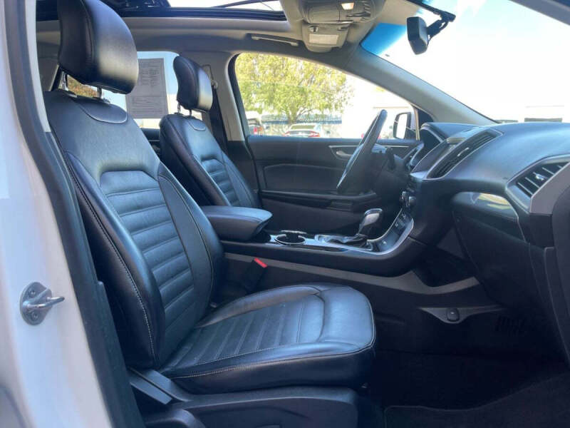2017 Ford Edge SEL