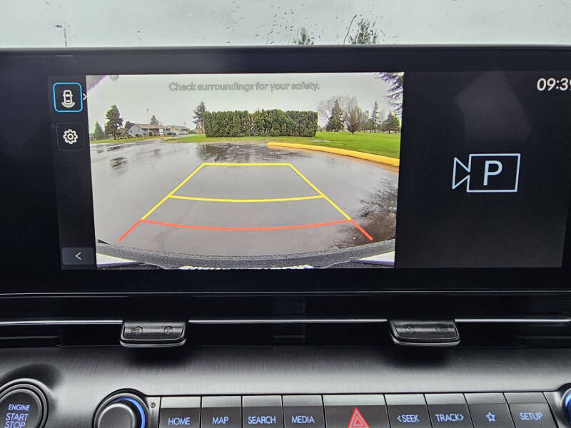 2024 Hyundai Kona SE