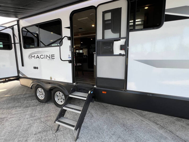 2022 Grand Design RV Imagine