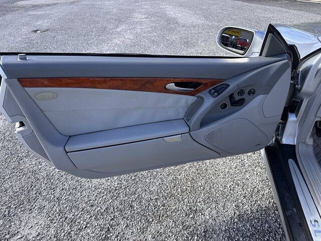 2004 Mercedes-Benz SL-Class SL 500