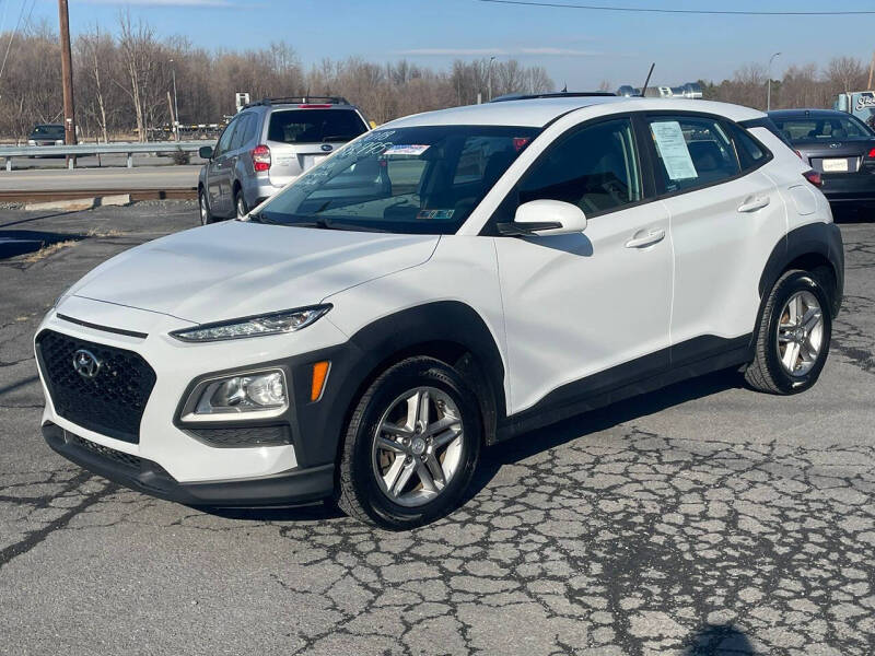 2018 Hyundai Kona SE's photo