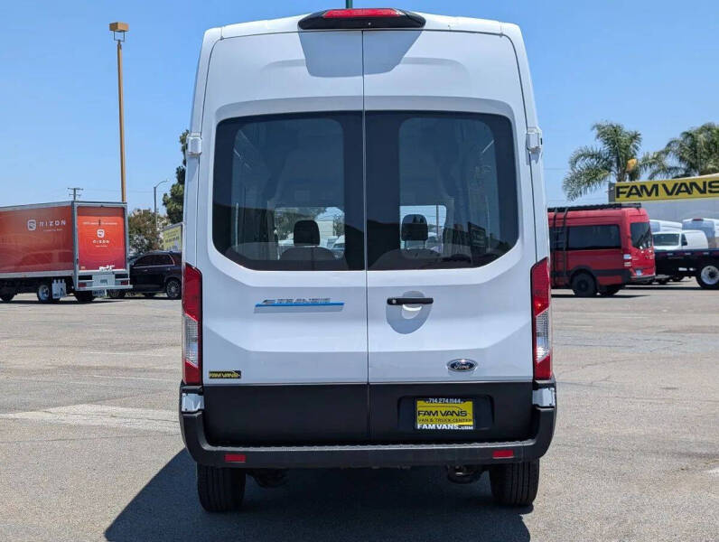 2023 Ford E-Transit 350