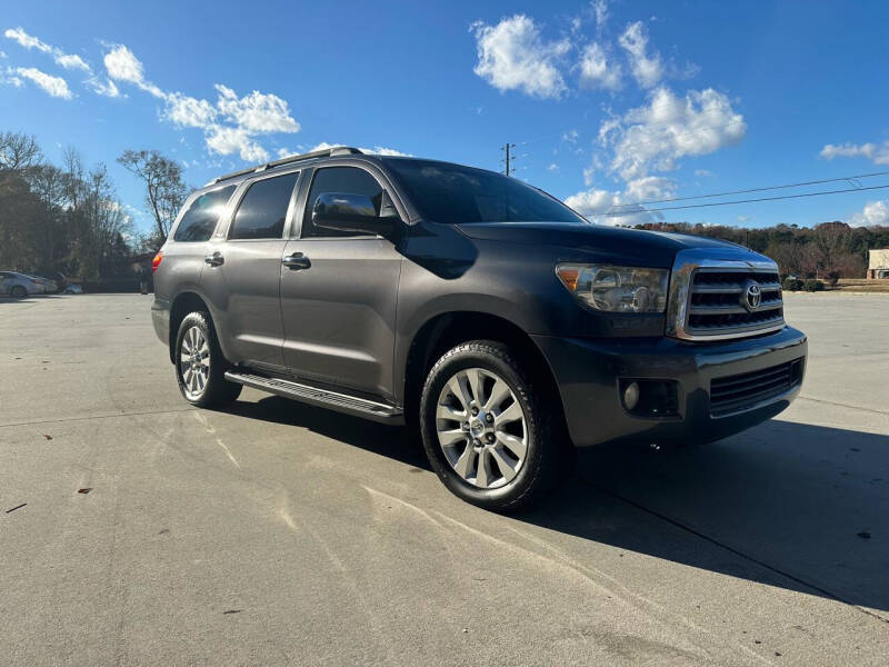 2014 Toyota Sequoia Platinum photo 3