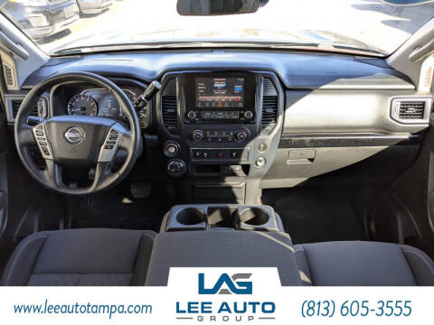 2023 Nissan Titan SV