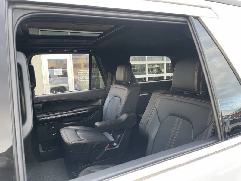 2024 Ford Expedition Timberline