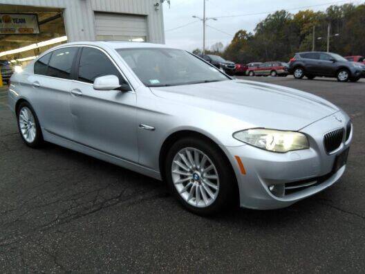 2013 BMW 5 Series for sale at NORTH CHICAGO MOTORS INC in North Chicago IL
