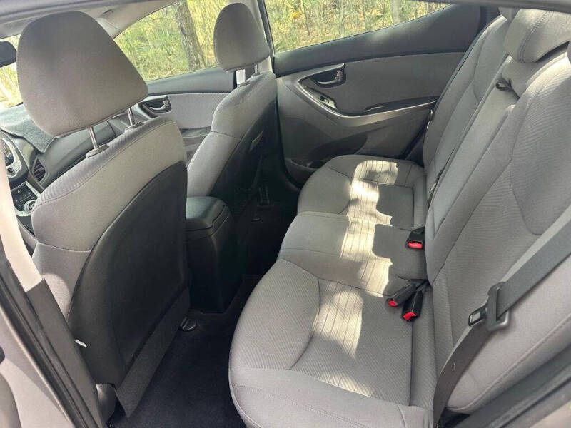 2012 Hyundai Elantra GLS