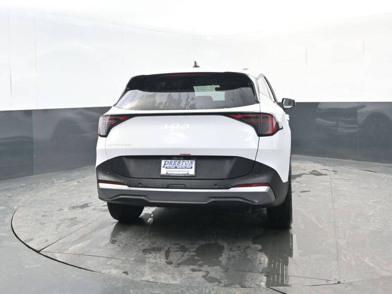 2026 Kia Sportage LX