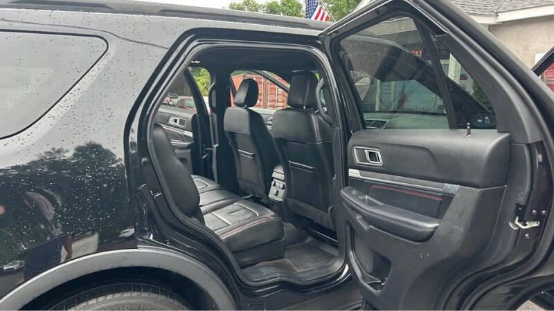 2018 Ford Explorer Sport