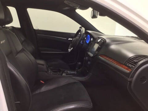 2012 Chrysler 300 SRT8