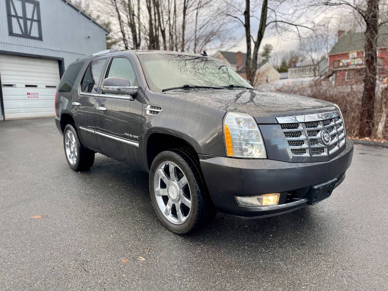 2010 Cadillac Escalade for sale at TJ MOTORS in Leominster, MA