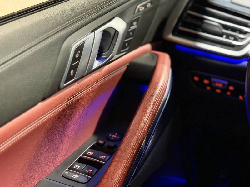 2021 BMW X6 xDrive40i