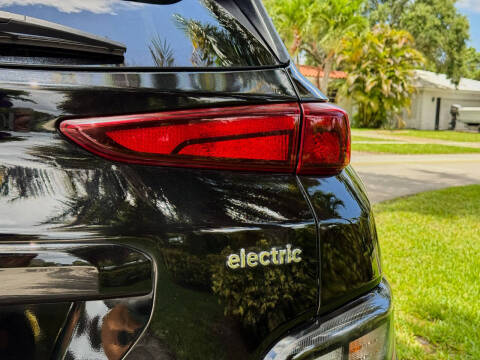 2023 Hyundai Kona Electric SE