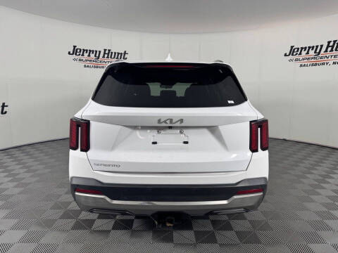 2024 Kia Sorento S