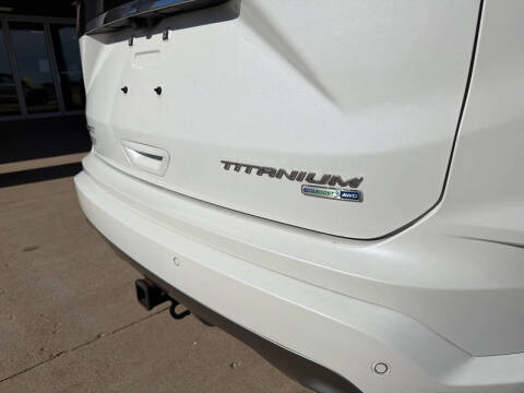 2020 Ford Edge Titanium