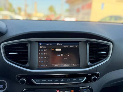 2018 Hyundai Ioniq Hybrid Blue