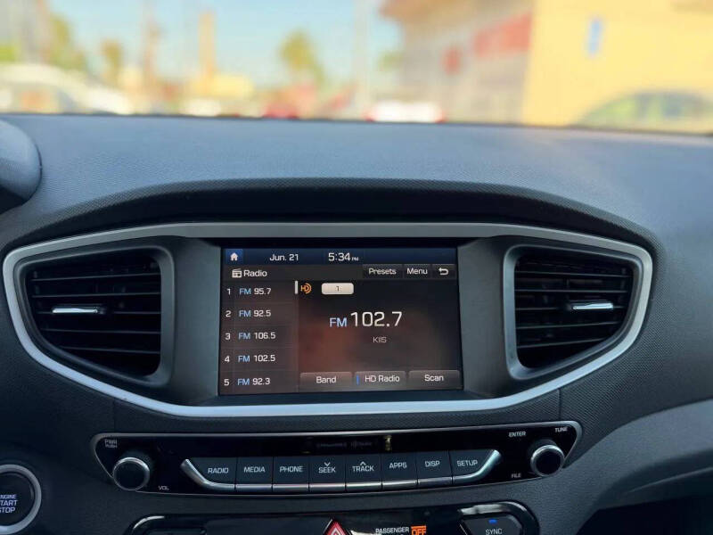 2018 Hyundai Ioniq Hybrid Blue