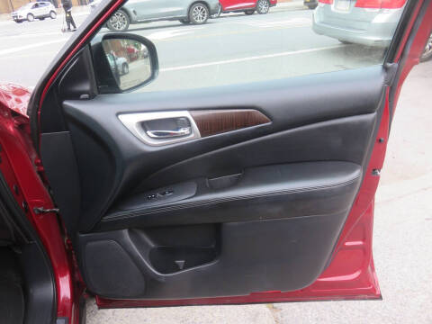 2015 Nissan Pathfinder SL