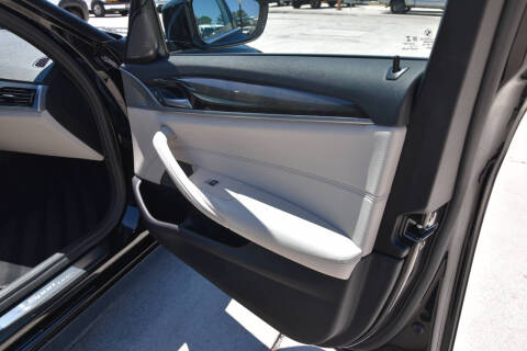 2017 BMW 5 Series 530i