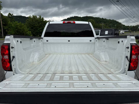 2018 Chevrolet Silverado 1500 Custom