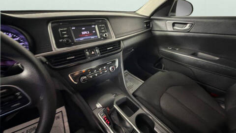 2017 Kia Optima LX