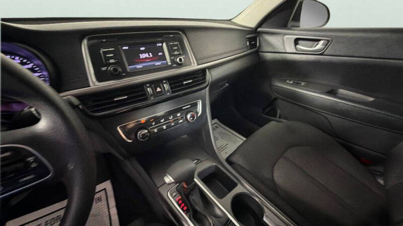2017 Kia Optima LX