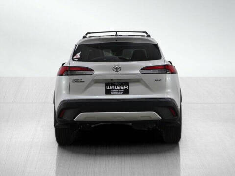 2025 Toyota Corolla Cross XLE