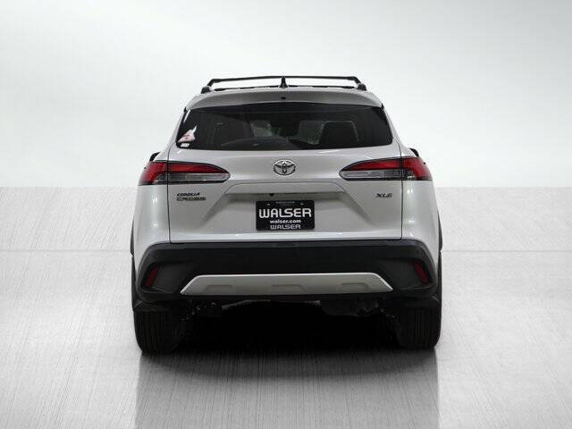 2025 Toyota Corolla Cross XLE