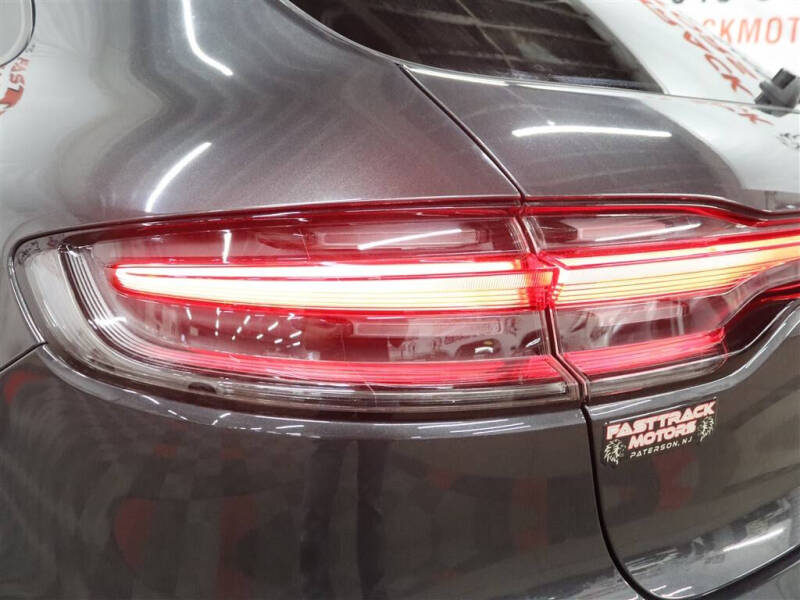 2022 Porsche Macan