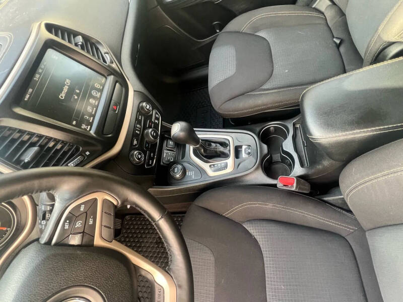 2017 Jeep Cherokee Latitude