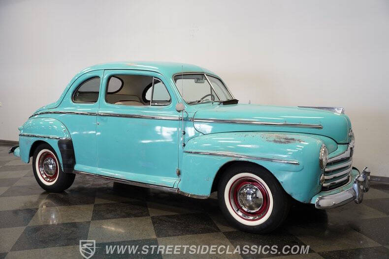 1948 Ford Deluxe