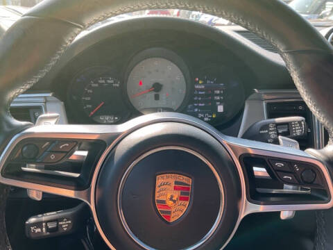 2015 Porsche Macan S