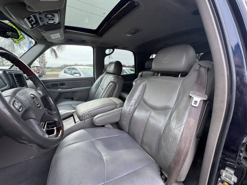 2005 Cadillac Escalade