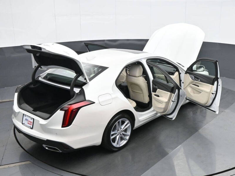2024 Cadillac CT4 Luxury