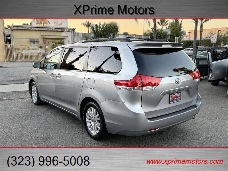 2013 Toyota Sienna XLE 8-Passenger