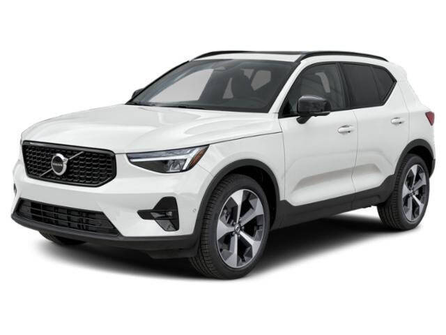 2026 Volvo XC40 B4 Core