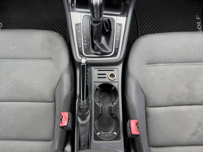 2017 Volkswagen Golf SportWagen TSI S