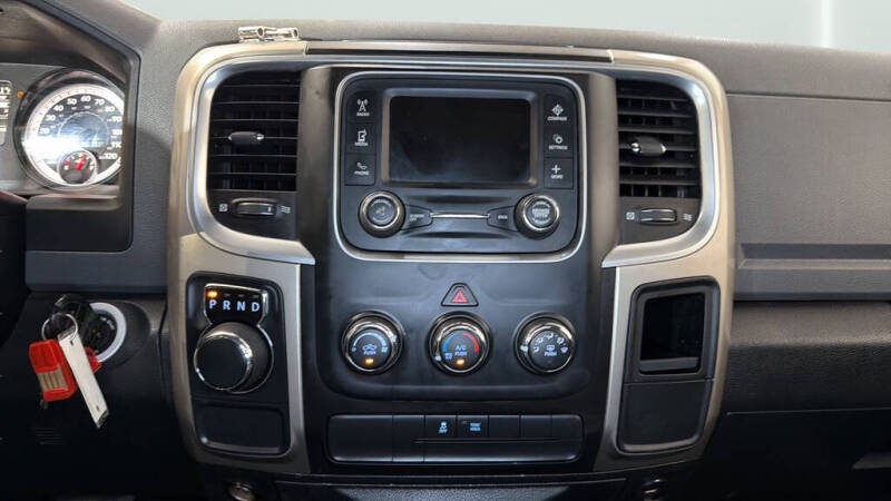 2014 RAM 1500 SLT